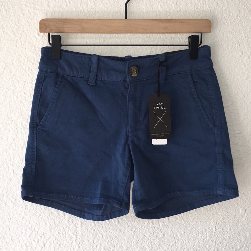 NWT AE Twill High Performance Short